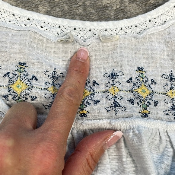 Lucky Brand Lace Eyelet Detail Top Sleeveless White Embroidered Sz XL - Picture 10 of 13